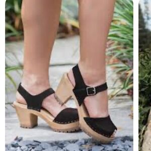 Mia Greta Swedish black wooden Clogs